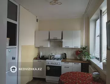 2-комнатная квартира, этаж 8 из 9, 55 м², Посуточно