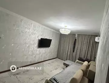 4-комнатная квартира, этаж 4 из 5, 78 м²