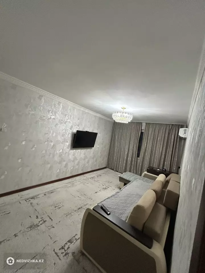 4-комнатная квартира, этаж 4 из 5, 78 м², фотография 3
