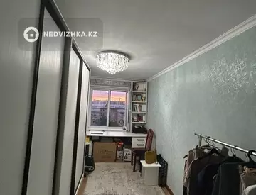 4-комнатная квартира, этаж 4 из 5, 78 м²