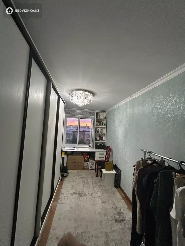 4-комнатная квартира, этаж 4 из 5, 78 м², фотография 4