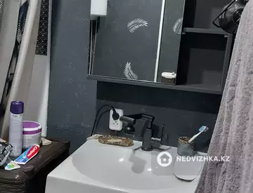 3-комнатная квартира, этаж 2 из 5, 52 м²