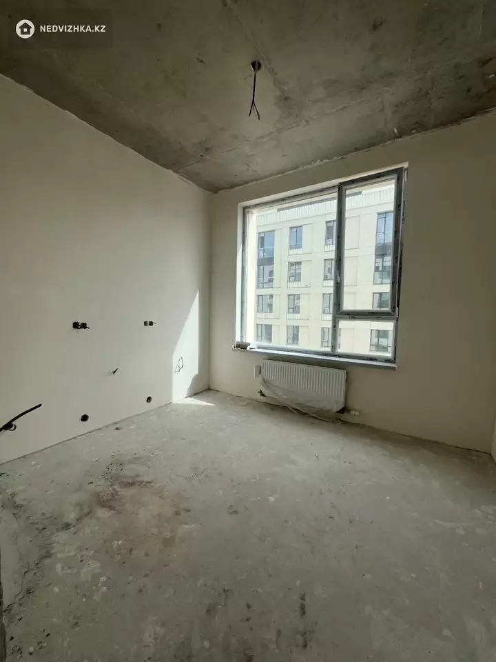 2-комнатная квартира, этаж 9 из 9, 52 м², фотография 2