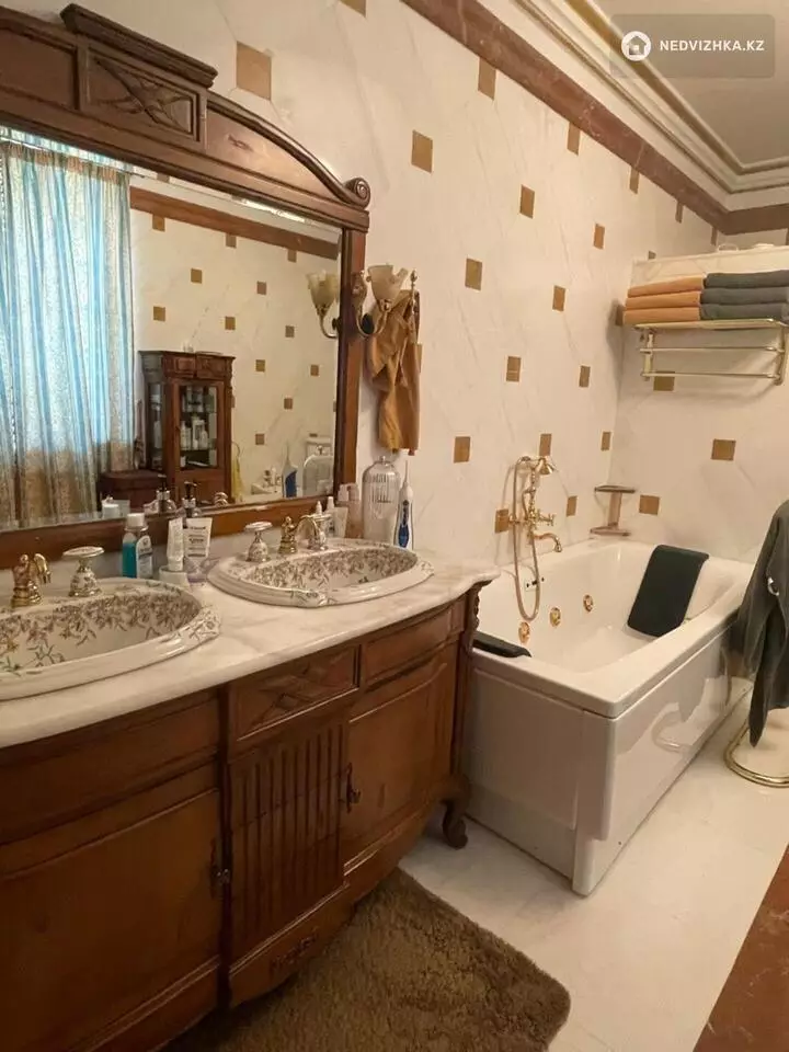 10-комнатный дом, 80 соток, 1 050 м², 3-фотосурет