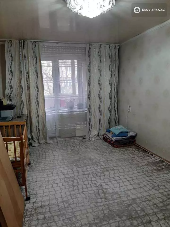 1-комнатная квартира, этаж 5 из 5, 33 м², фотография 2