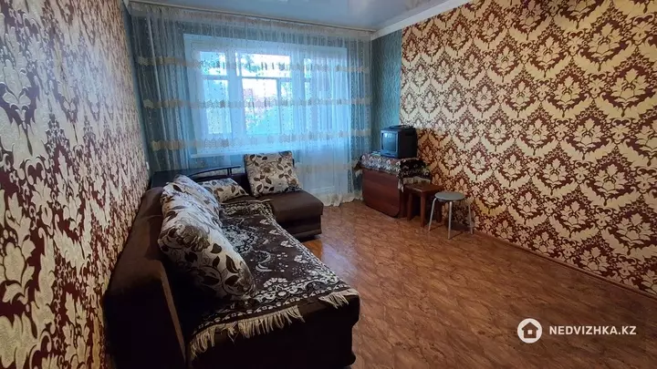 2-бөлмелі пәтер, қабат 3 барлық қабат саны 5, 45 м²