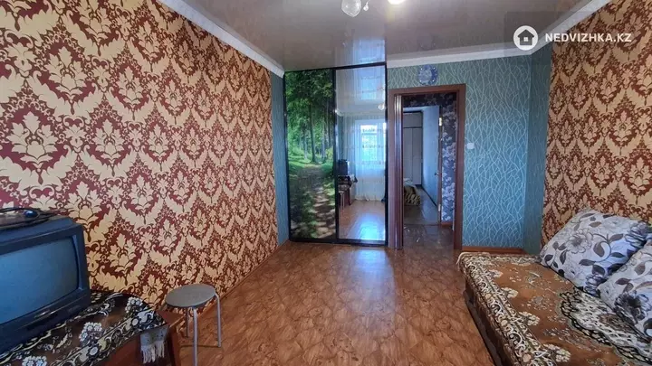 2-бөлмелі пәтер, қабат 3 барлық қабат саны 5, 45 м², 2-фотосурет