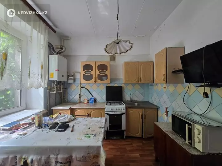 2-бөлмелі пәтер, қабат 2 барлық қабат саны 3, 52 м²