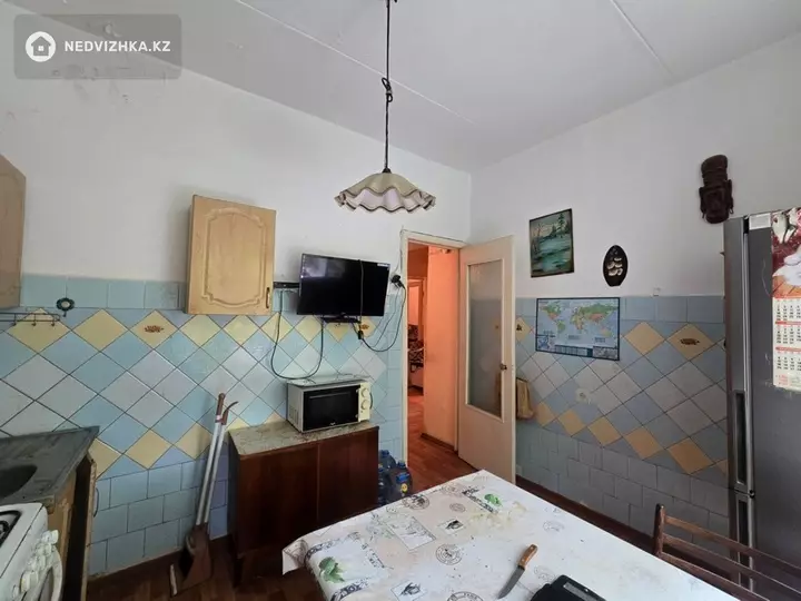 2-бөлмелі пәтер, қабат 2 барлық қабат саны 3, 52 м², 2-фотосурет