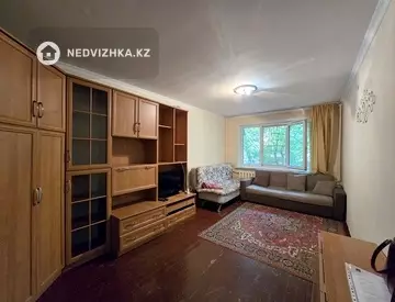 2-комнатная квартира, этаж 1 из 4, 43 м², миниатюра 1