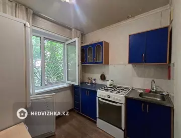 2-комнатная квартира, этаж 1 из 4, 43 м², миниатюра 9