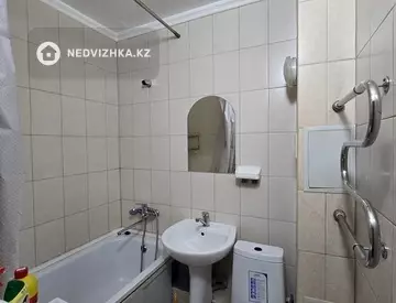 2-комнатная квартира, этаж 1 из 4, 43 м², миниатюра 11