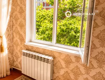 2-комнатная квартира, этаж 4 из 5, 43 м²