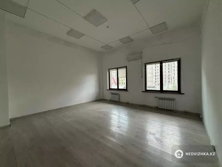 Офис, Магазин и др., этаж 1 из 2, 451 м², На длительный срок, фотография 5