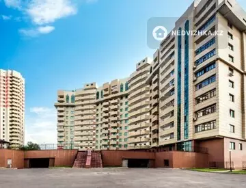 Офис, Магазин и др., этаж 1 из 2, 451 м², На длительный срок