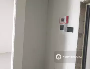 1-комнатная квартира, этаж 7 из 12, 42 м², миниатюра 6