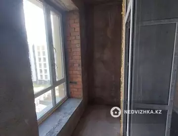1-комнатная квартира, этаж 7 из 12, 42 м², миниатюра 7