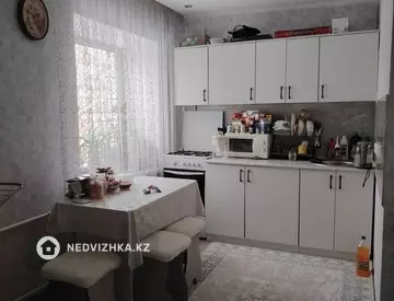 3-комнатная квартира, этаж 2 из 4, 58 м²