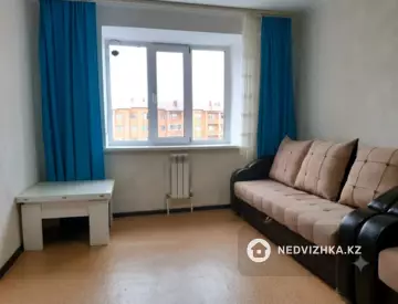1-комнатная квартира, этаж 4 из 5, 35 м²