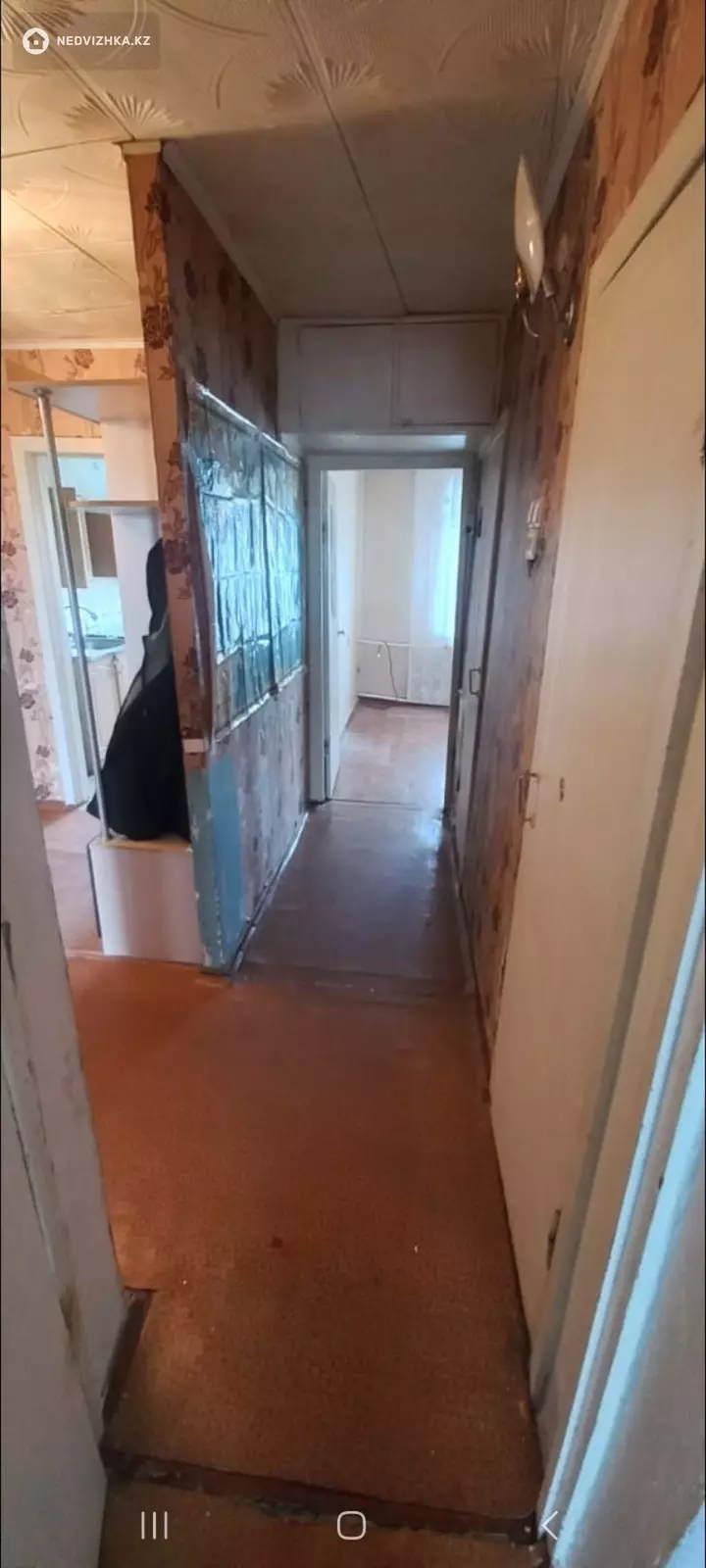 3-комнатная квартира, этаж 4 из 5, 59 м², фотография 4