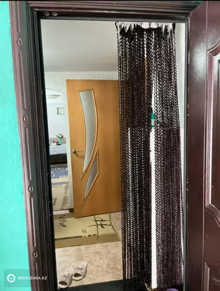 10-комнатный дом, 8 соток, 240 м²