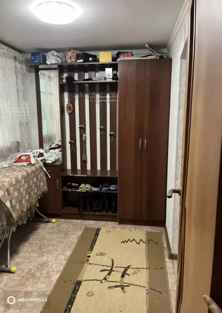 10-комнатный дом, 8 соток, 240 м², фотография 3