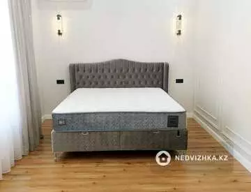 2-комнатная квартира, этаж 2 из 12, 80 м², На длительный срок