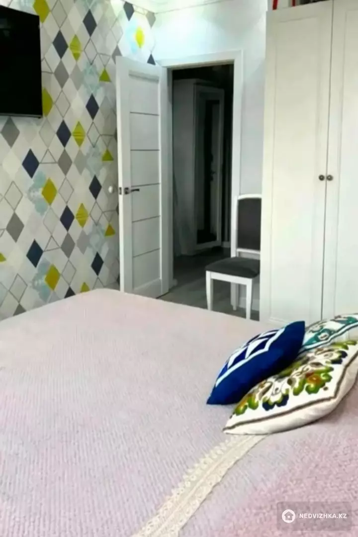 2-комнатная квартира, этаж 5 из 5, 57 м², фотография 5