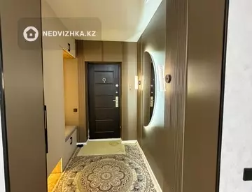 3-комнатная квартира, этаж 10 из 10, 90 м²