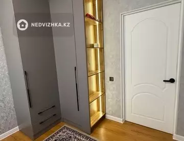 3-комнатная квартира, этаж 10 из 10, 90 м², миниатюра 7
