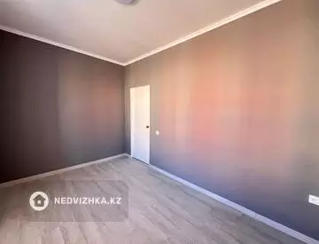 1-комнатная квартира, этаж 3 из 5, 38 м², миниатюра 9