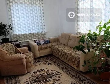 2-комнатный дом, 10 соток, 110 м²