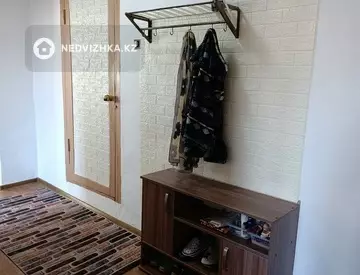 2-комнатный дом, 10 соток, 110 м²