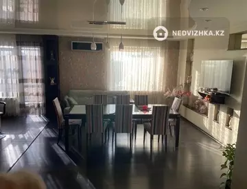 5-комнатная квартира, этаж 6 из 9, 210 м², миниатюра 6