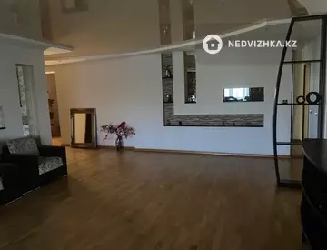5-комнатная квартира, этаж 6 из 9, 210 м², миниатюра 9