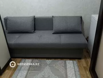 2-комнатная квартира, этаж 3 из 6, 38 м², миниатюра 4