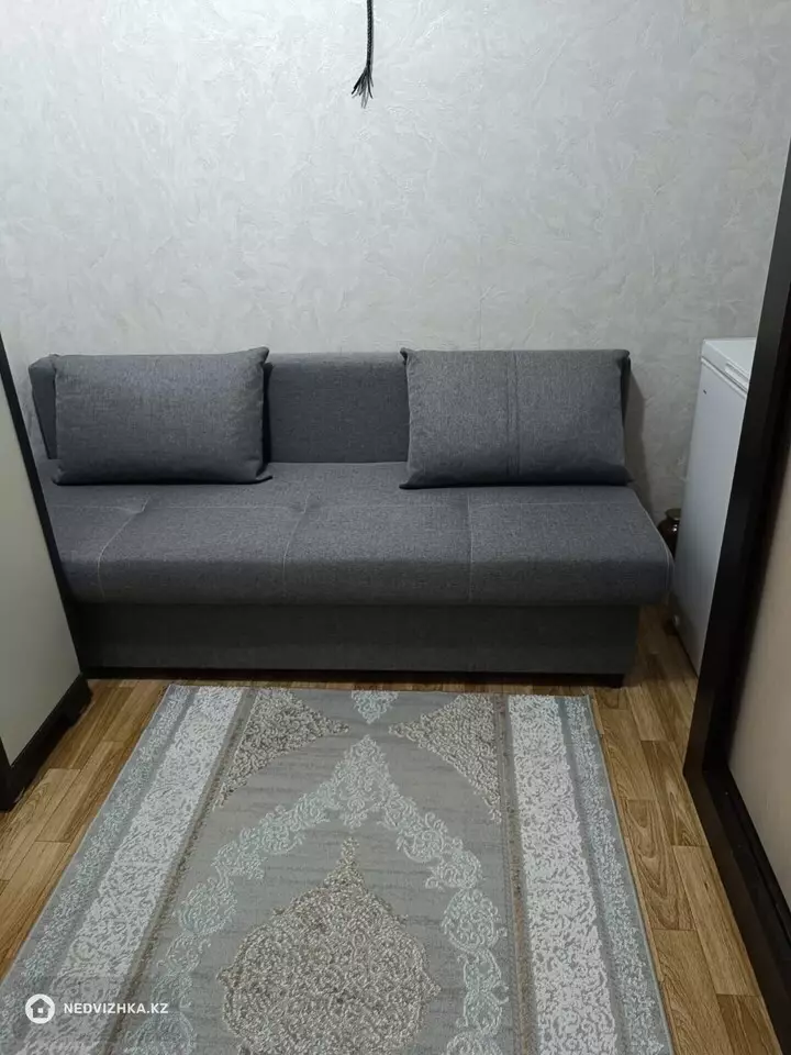 2-комнатная квартира, этаж 3 из 6, 38 м², фотография 4
