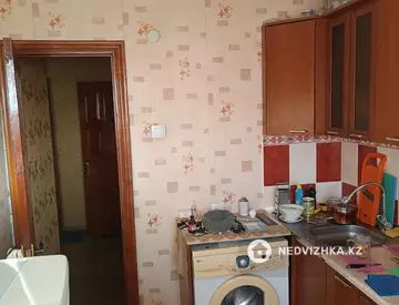 2-комнатная квартира, этаж 9 из 10, 50 м²