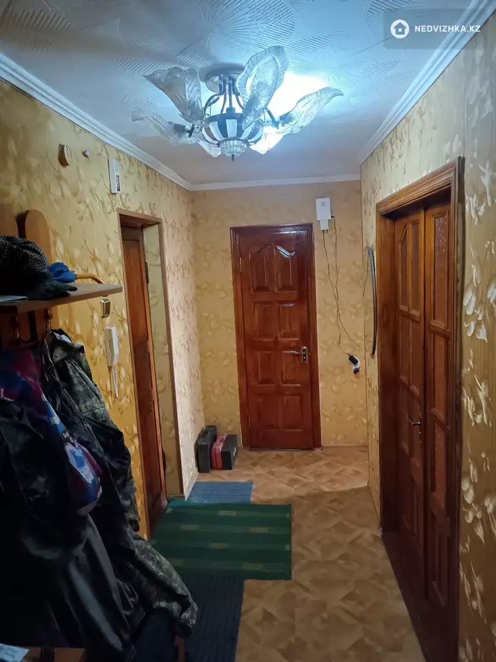 2-комнатная квартира, этаж 9 из 10, 51 м², фотография 2