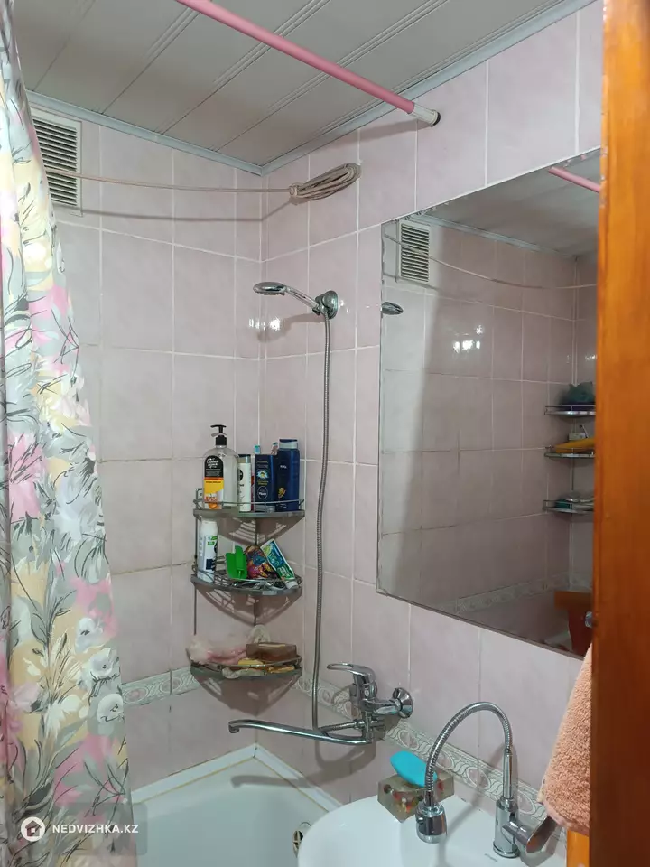 2-комнатная квартира, этаж 9 из 10, 51 м², фотография 4