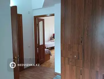 2-комнатная квартира, этаж 4 из 5, 53 м², миниатюра 3