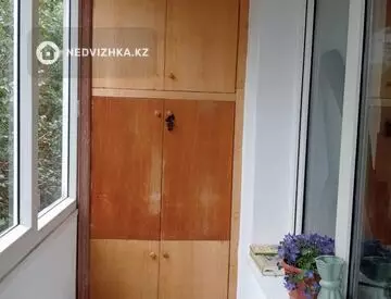 2-комнатная квартира, этаж 4 из 5, 53 м², миниатюра 11