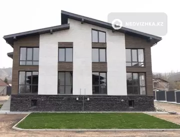 5-комнатный таунхаус, 2 соток, 250 м², миниатюра 1