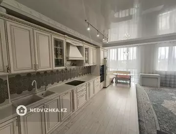 3-комнатная квартира, этаж 5 из 9, 98 м²