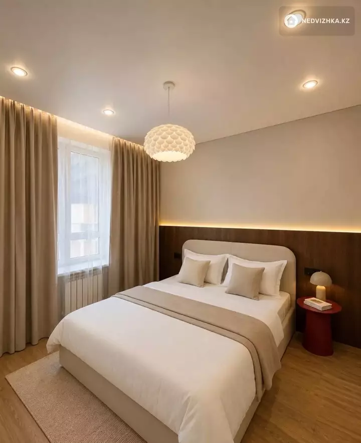 2-комнатная квартира, этаж 7 из 16, 74 м², Посуточно, фотография 3