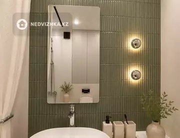 2-комнатная квартира, этаж 7 из 16, 74 м², Посуточно, миниатюра 12