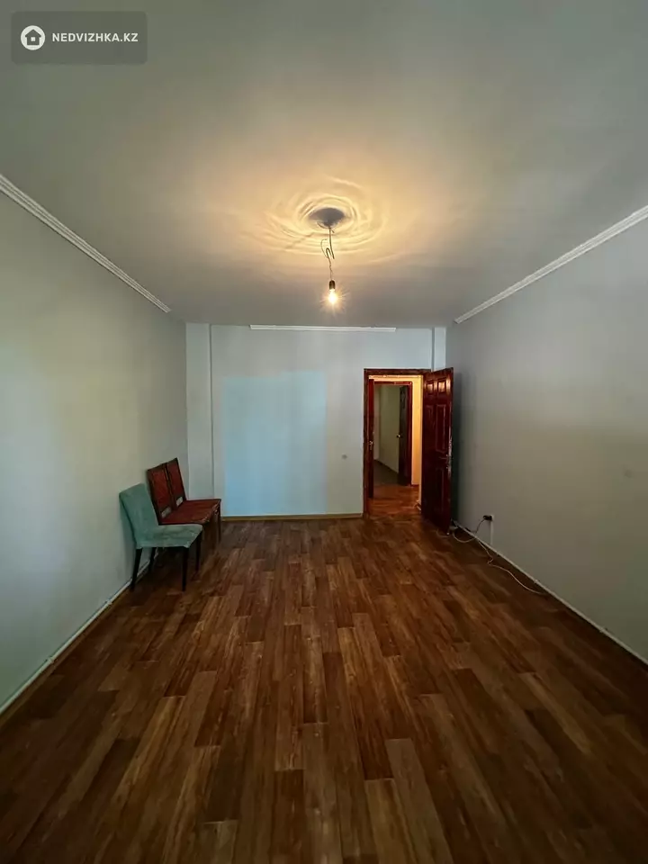2-комнатная квартира, этаж 1 из 6, 60 м², фотография 4