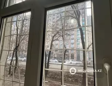 1-комнатная квартира, этаж 1 из 5, 30 м²