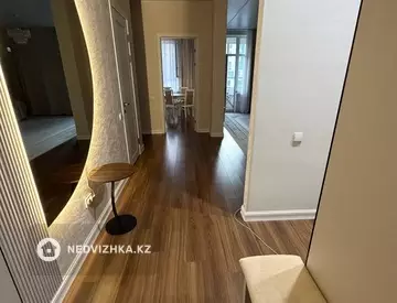 4-комнатная квартира, этаж 9 из 12, 122 м²