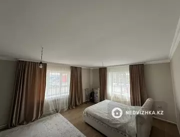 6-комнатный дом, 6 соток, 200 м², миниатюра 4